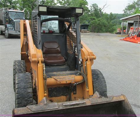 2004 case 40xt skid steer specs|case 40xt lift bleeding off.